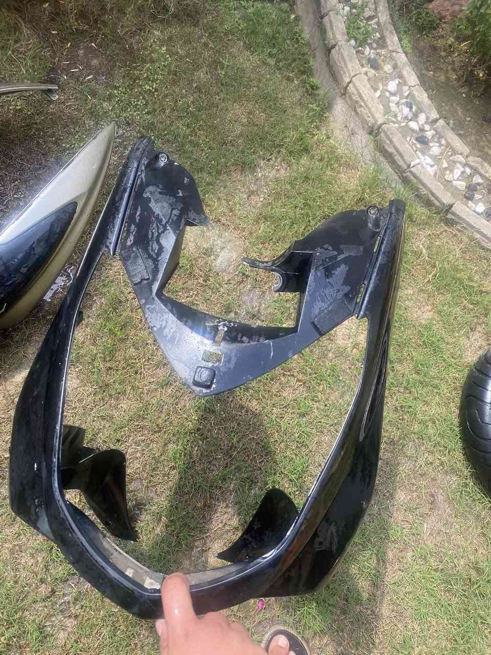 كفرات سكنس فحل للبيع نقص ترايش وجاملغ امامي اصليات مو تجاريات مكاني بغداذ حي الجامعه وتساب ***********
