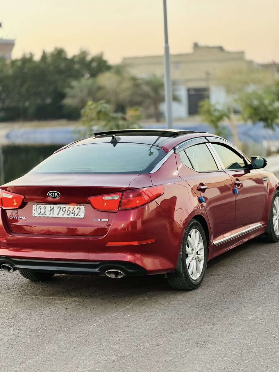 السلام عليكم اوبتيما 2015 فول 1/1vipمكينه 2.4قبل شهر شديته الوصل موجود لا دونز ولا ابد رقم بغداد انكليزي بسمي سنويه ل 2030حادثه حافه البنيد فقط مصبوغ بدون فتح السياره ليبل واحد تعتبر كلين بدون حادث كير ومكينه وحداديه وتبريد كله كفاله السياره معايزه برغير السعر 135 وبيه مجال قليل مكان السياره بابل الحله ورديه خارج للستفسارالاتصال على الرقم ***********
المواصفات 
1داخل بيجي 
2مري ترحيب 
3شفتات ستيرن 
4شاشه جبيره 
5كشنات كهرباء 
6خزن ميموري 
7تبريد فطعتين 
 8سلايد روف 
9كامره وحساسات 
10رادار امامي وجانبي 
11كروس 
12محاكا 
13تدفئه وتبريد كشنات وستيرن 
14بصمه ابواب +تشغيل +ترحيب 
15السياره كفاله من التبديل ولصبغ عده البنيد وين ميعجبك افحص وشكرا 🤍
