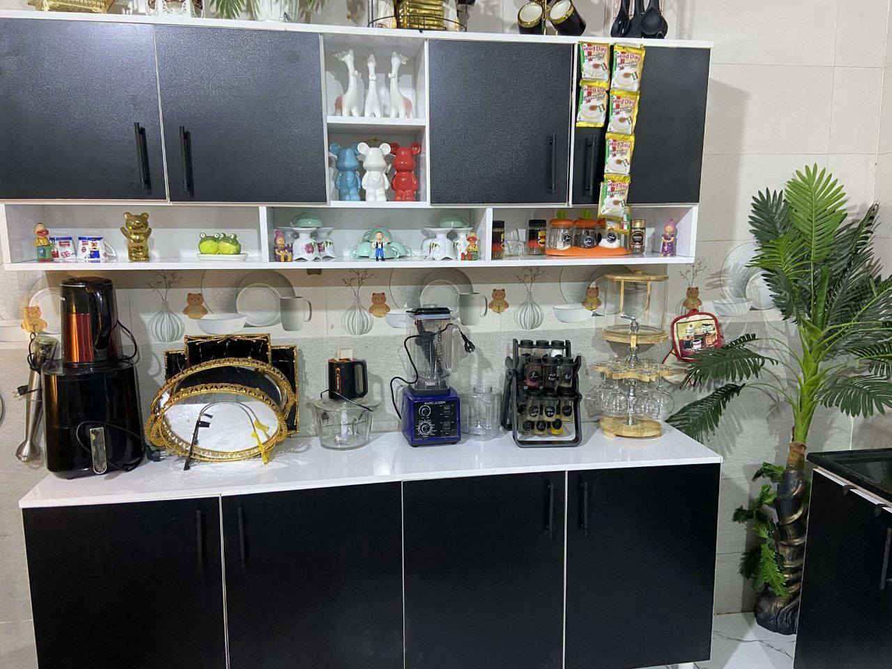 كاونتر مترين والسنك متر و20 خشب Mdf
السعر 275 الف❤️‍🔥.


**إذا كنت صاحب هذا الإعلان وتريد حذفه لأي سبب، رجاءا أرسل رسالة إلى الدعم الفني**