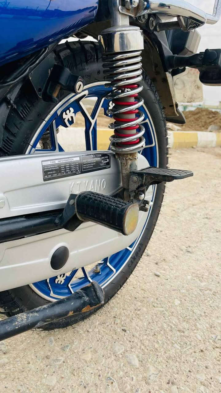 السلام عليكم دراجة سيفان مكينة مية.وخمسين. دراجة.مكفولة.ما.مشتغلة.دلفري.ابد.بس.دبلاتة.لمامية.نص.عمر.مكاني.بغداد.لطالبية.***********بي واتساب بغداد, العراق
