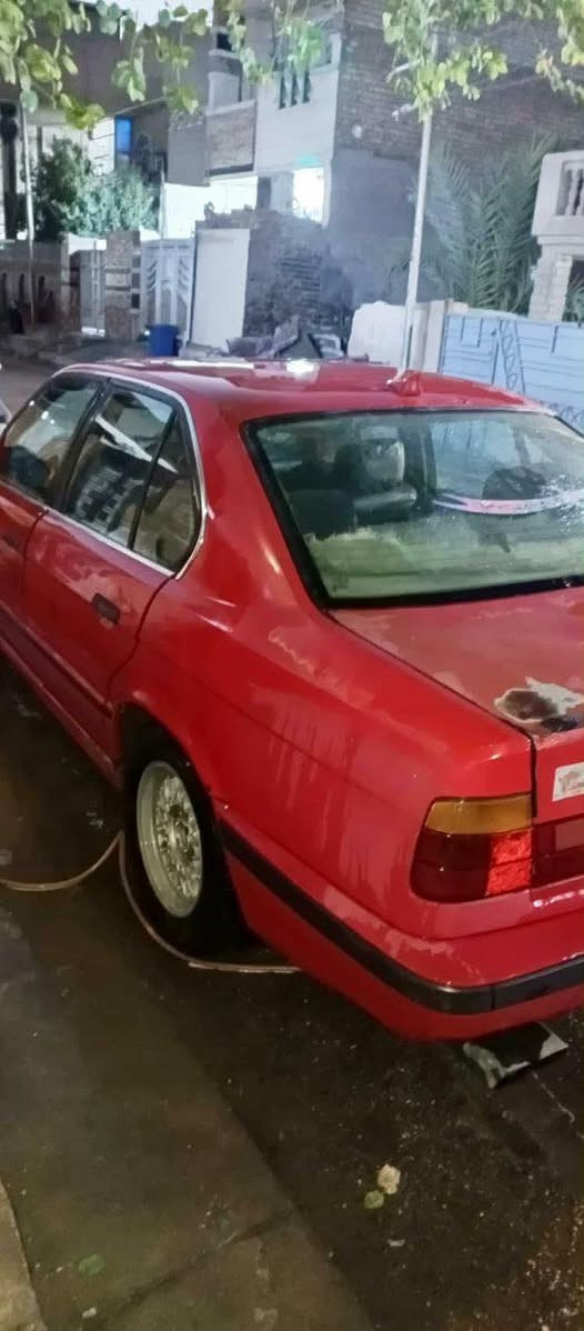 يا الله السلام عليكم BMW 535 للبيع او مراوس حسب القناعه سياره كامله كير مكينه نضاف السياره جارد بلادي نقص بيهه بس الصدر الامامي روس رواط تعبانه بي السعر 50 وبيهه مجال حك الجيه ***********
