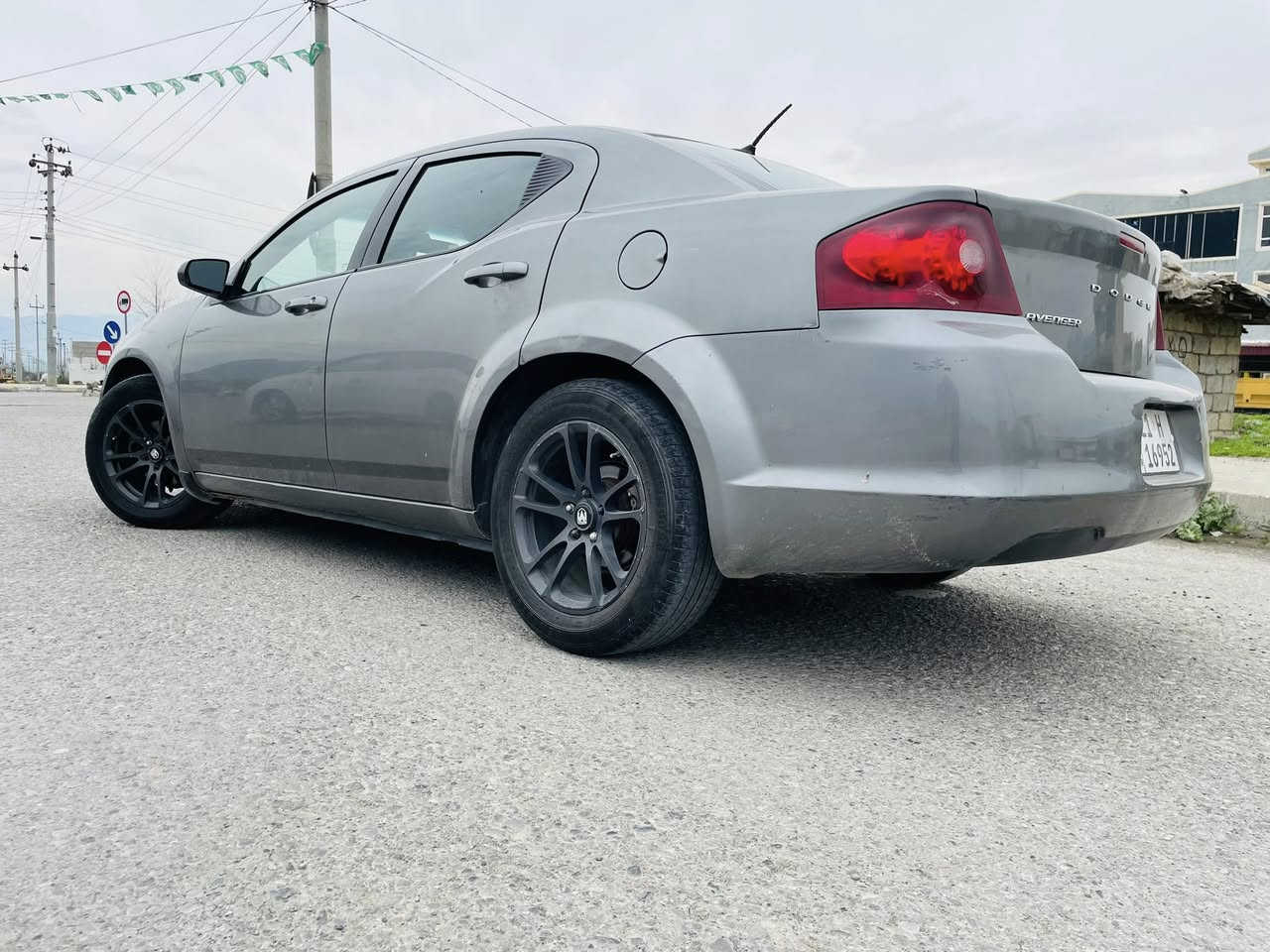 دۆج ئەڤێنجەر مۆدیل(٢٠١٢)
-مەکینە چواربستۆن گێر و مەکینە بەشەرت تەنیا  (113) هەزار رۆیشتوە!

-سەنەوەی و ژینگەو رێگاوبان و هەزەی نوێ
 
-بێ دەعم و لێدران تەنیا دوپارچە پەمپی ئەمریکایە  

-گەرمی و ساردی کارەباو تەوقەو رەقە بەشەرت

نرخ/ (٩٣) گەڵا
شوێن قەڵادزێ
***********
***********
