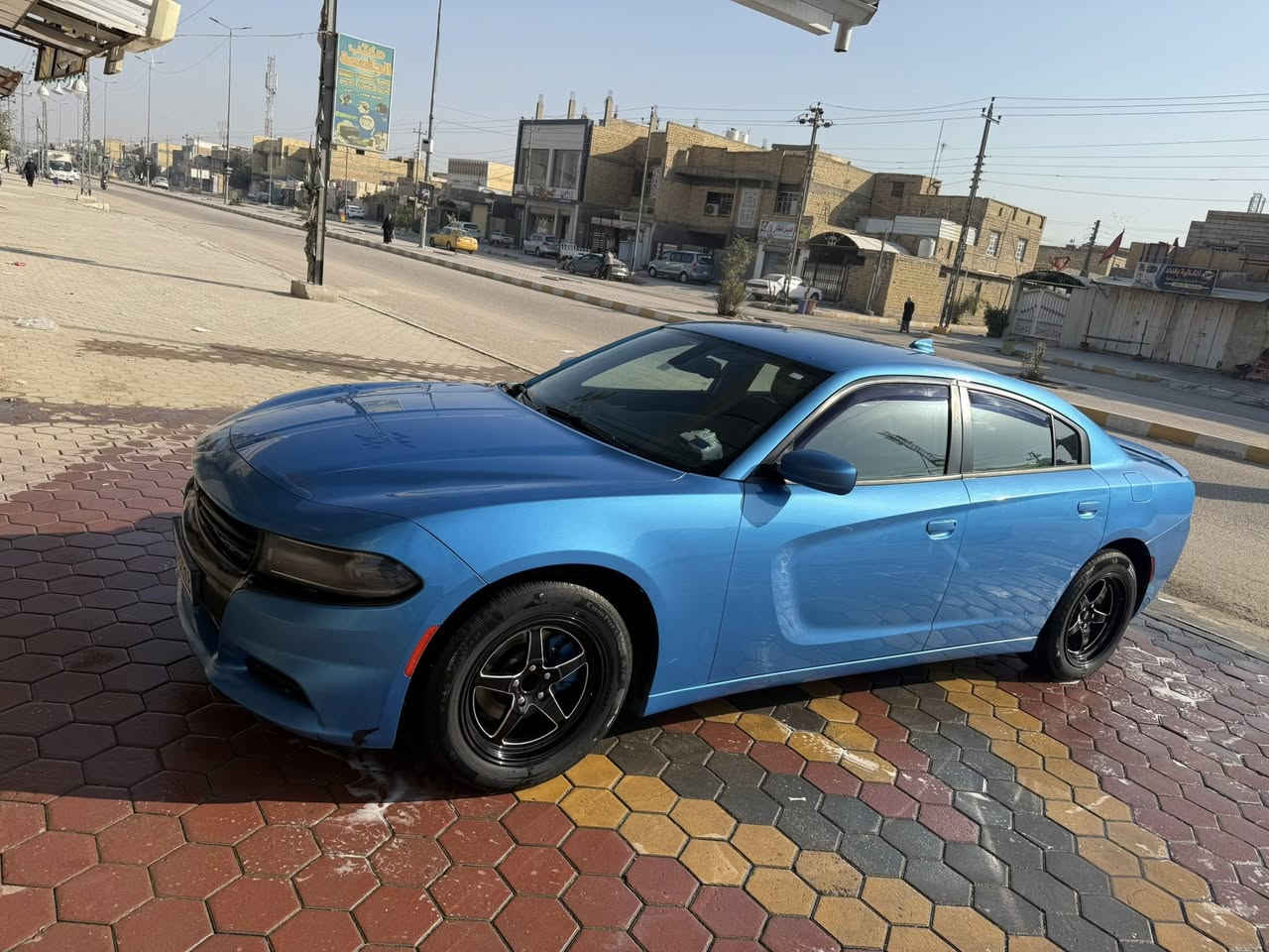 السلام عليكم جارجر لون بحري مميز  2016 مرمزه 2023 سياره رقم بغداد بسمي مواصفات رالي  سياره كفاله عامه فقط صبغ الجاملغ الامامي بدون فتح بدون ايرباك سيازه حاهزه مكاني ناصريه *********** سعرها 190 وبيها مجال
