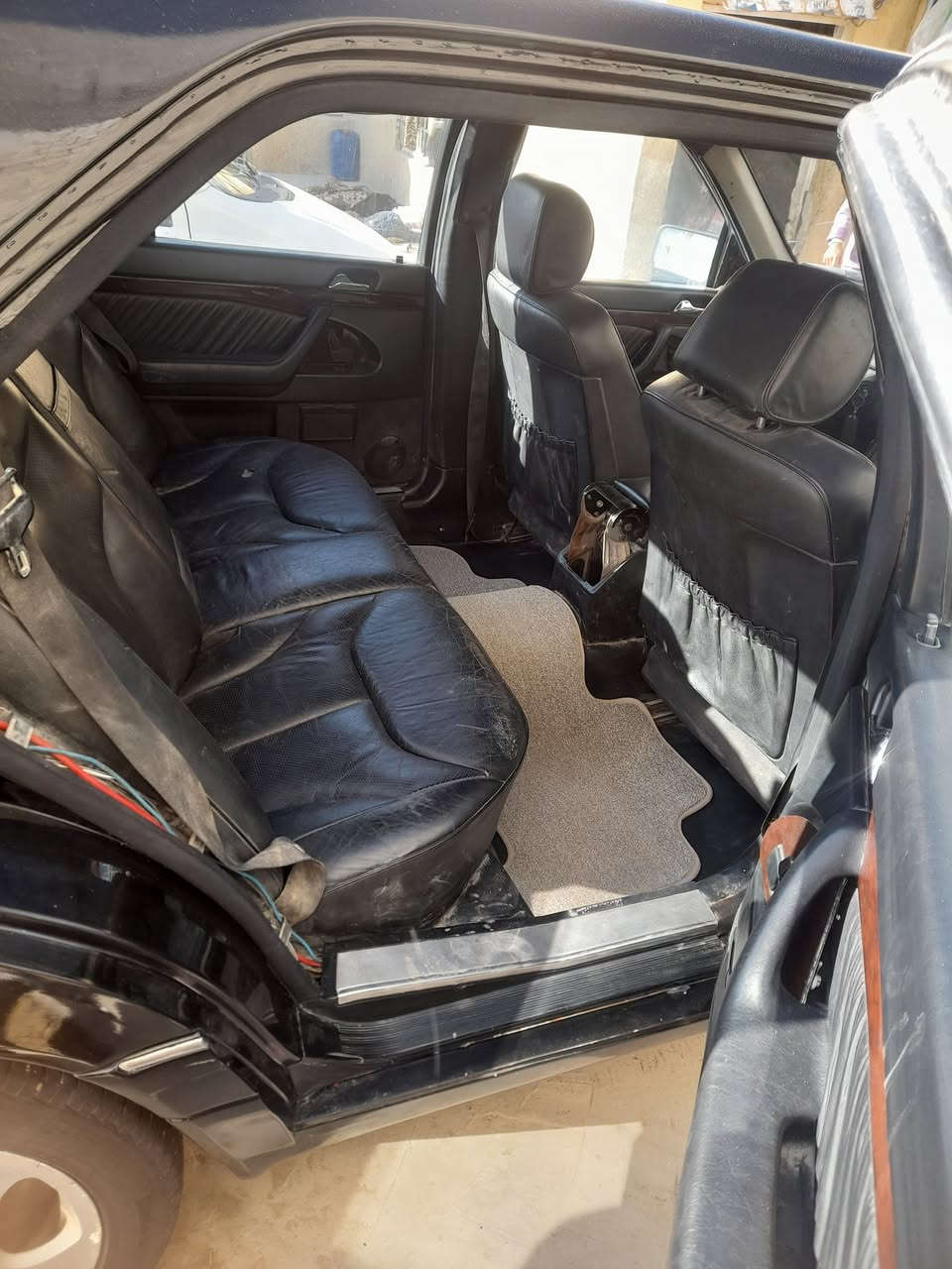 البيع مديل ٩٢ كير محرك جنون جدد تخم تاير سياره جاهز مصبوقه جماليه سنويه جديده مكان بغداد  سعر ٦٥ بيها مجال  ***********
