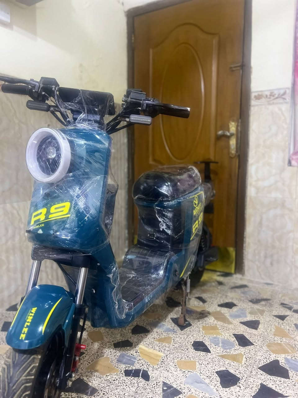 دراجه شحن R9للبيع كامله فقط نقص بطاريات وفحمات بريك سعر 260


**إذا كنت صاحب هذا الإعلان وتريد حذفه لأي سبب، رجاءا أرسل رسالة إلى الدعم الفني**