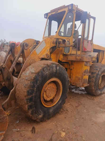 السلام عليكم ممكن للبيع 70 موديل 81 ماكينه وقير جدا كفاله كفاءه العامه جاهزه للعمل المكان ميسان العماره الاستفسار على. ***********
