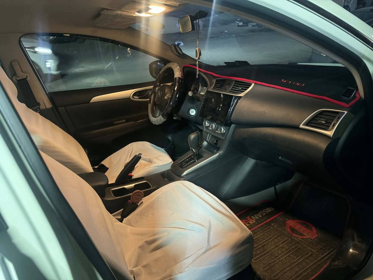 نيسان سنترا 2025   

ماشيه 5000 كم 

المواصفات 👇  

_ محرك 1600 

_ شاشه 

_ كامره 

_ تبريد قطعتين 

_ أربعه جام كهرباء 

_ لايت ماطور 

_ ويل كب

_ نظام ايكو 

_ مانع انزلاق 

‏_ ABS

_بكلايت لد

السعر 12و700 
وبيه مجال شي بسيط 

وباقي المواصفات معروفة 

مكاني بغداد المشتل 

***********☎️
