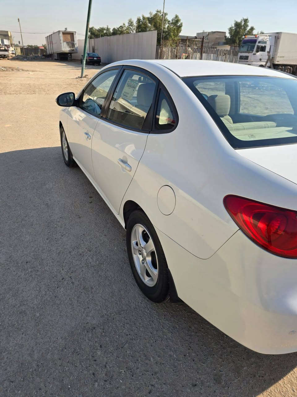 السلام عليكم اخوان عندي النترا 2011خليجي محرك 2000 رقم بغداد انكليزي بأسمي سياره جاهزه وخير من الله بيهه قطعتين صبغ بدون دواخل والسونار مرفق بالمنشور 
السعر 120 وبيهه مجال بسيط 
العنوان بغداد ***********
