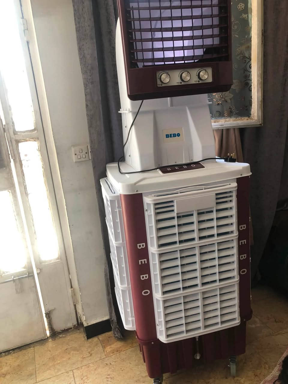 مبرده جديده اشتريناها ٣٧٥ نريدها ٣٠٠ بارحه جبناها و حرنه بيها مكان ماعدنه


**إذا كنت صاحب هذا الإعلان وتريد حذفه لأي سبب، رجاءا أرسل رسالة إلى الدعم الفني**