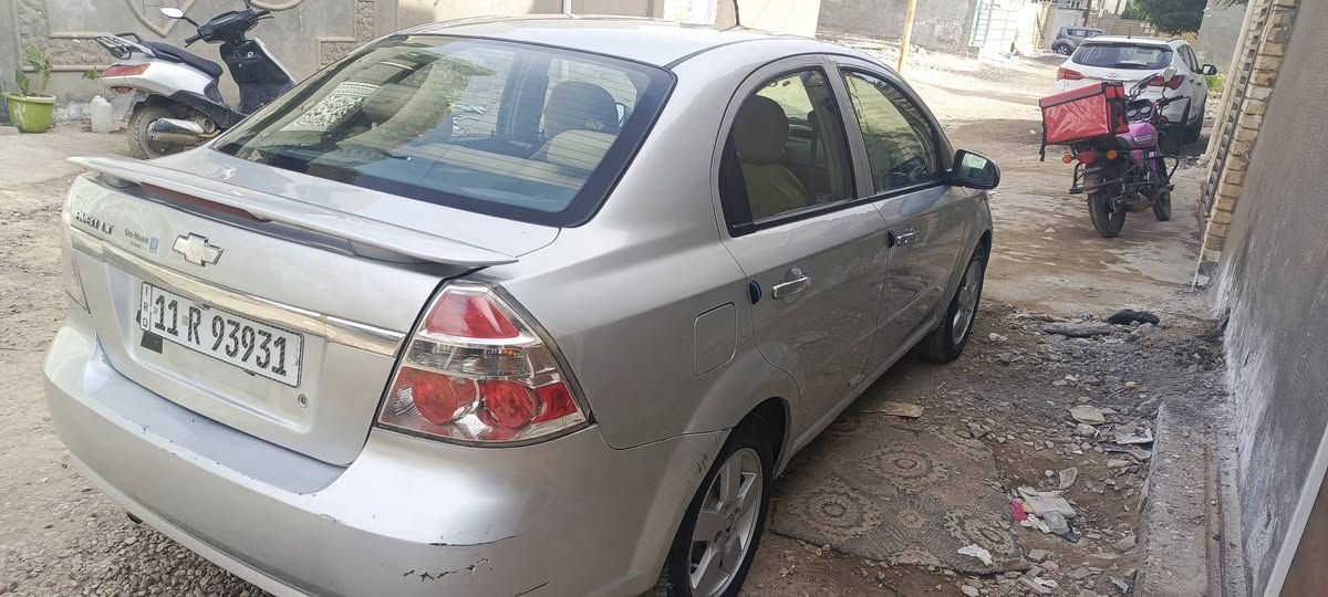 افيو موديل 2011رقم بغداد دولي سنويه جديده 
وارد امريكي فول مواصفات 
حادث جاملغ امامي مبدل نفس اللون فقط بدون دواخل وبدون صبغ
فول اوتوماتيك 
فتحه سقف كهربائيه 
جام كهرباء ومري كهرباء 
تحكم ستيرن 
جهاز انذار سرقه
بريك ABS
كامره خلفيه بلاد
مكينه وكير مكفولات جدد لاصوت ولابخار ولاتنقيص 
كهربائيات كلها شغاله
حداديه جديده 
تخم تاير جديد 
السياره ماشيه 200
واسط النعمانيه 
السعر 67 وبيها مجال قليل 
***********
