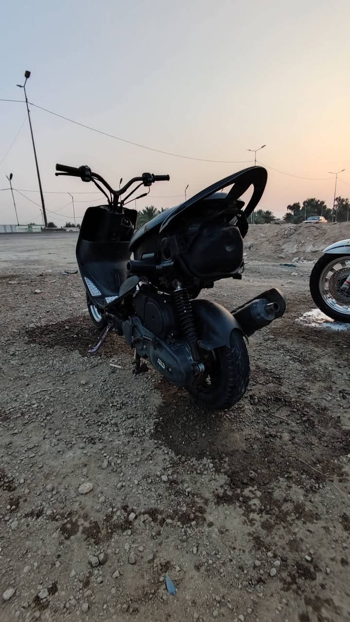 سلام عليكم دراجه للبيع 55بلاد دراجه  شلعه ال بالك ومعدل كلشي ماعايزه نكره سلف  المكان بابل الكفل رقمي ***********
