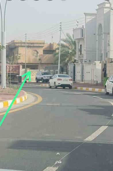 دار ركن للبيع طابقين مسلح بناء قديم ركن

بداية الحوز بظهر شارع المعارض

قرب المدرسة التركية طابو

المساحة الكلية 575 متر ركن الوجه ۲۹ والنزال

۱۹

على الشارع سايدين  ۳۰ متر

الدار يحتوي على

7 غرف نوم وصالتين واستقبال

وهول وغرفة طعام ومطبخين حار وبارد

وكراج كبير وحديقة
٩٥٠ الف المتر
رقم ***********
