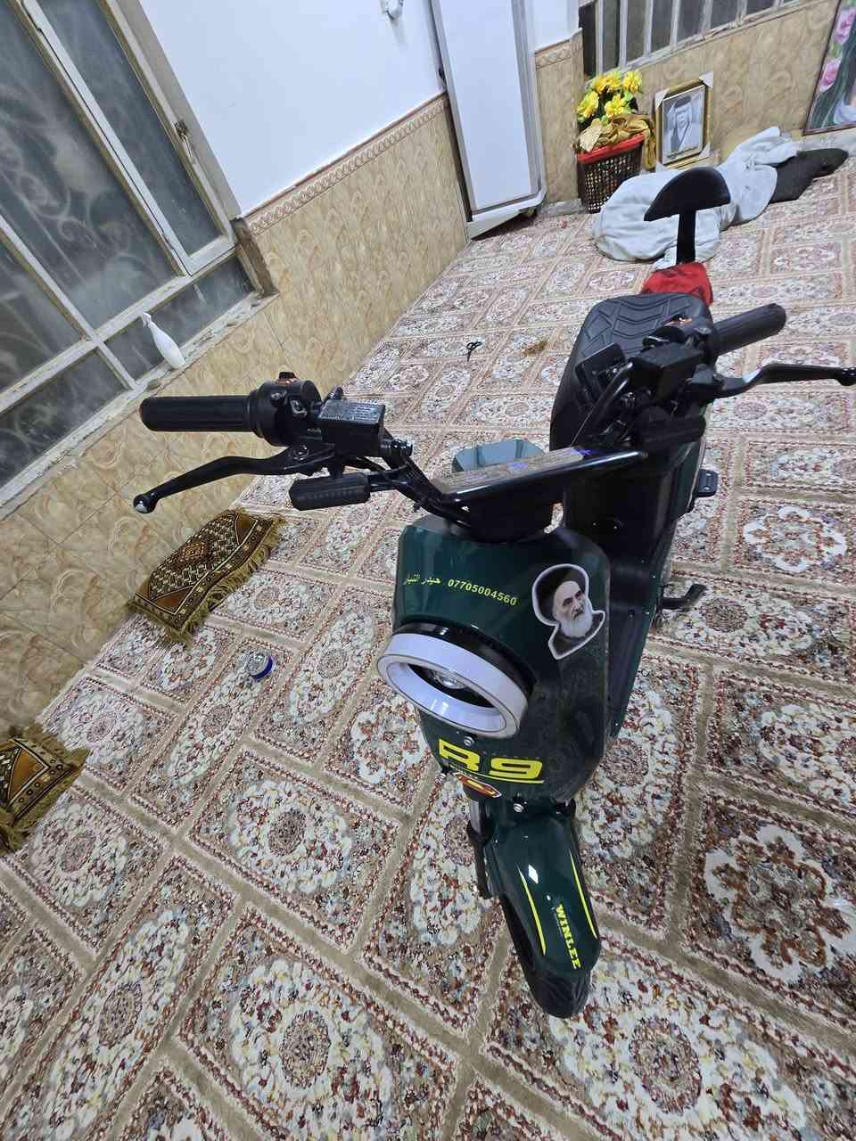 دراجه شحن للبيع 
خمسه باتري
بصمه سويج تشغيل عن بعد وكارت تشغيل 
شاشه لد 
الرقم ***********
السعر خااص
