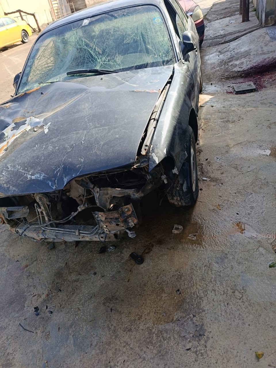 سوناتا 2 بيها حادث ابيع هذا الموجود السيارة باسمي مكاني بعقوبة حي المعلمين السعر 23 وبيها مجال ‏‪0772 207 8248‬‏
