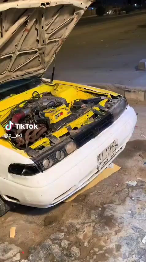 للبيع السياره جاهزه للستعراض مكينه vvti3000 راعيها موجود رقمها مثنى وراعيها يريد تحويل  السعر20 وبيها مجال بسيط ايي استفسار يتصل  ع الرقم ***********
