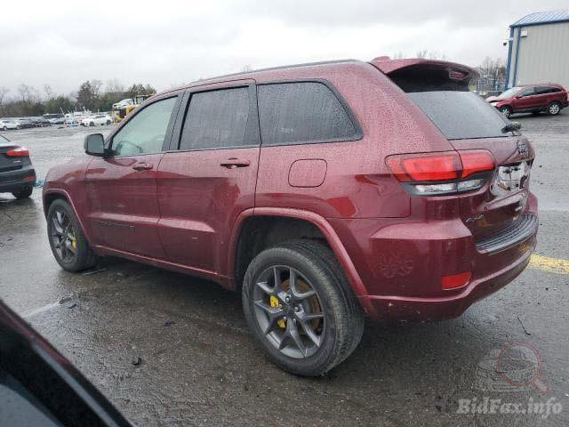 ‏JEEP GRAND CHEROKEE- LIMITEDE - 2021 💪 ثمانينيه

سعة المحرك:- 3.6  V6
المسافة المقطوعه :-33,700 mi   
اللون :- احمر - كرزي
الموديل:- 2021 0

الاضافات#👇👇
 شاشه كبيره نفكيشن ..
فرش جلد اسود
كراسي كهرباء
ويل 18 أنش   
 باب خلفي كهرباء
تشغيل عن بعد
كامره 
بروجكتر زنون 
بنوراما 
كراسي مدفيه+ مبردة 
تحكم سرعه
تحكم مسجل في الطاره
اشاره بالمرايا
حساس تجاوز
كرسي ذاكره 
استيرن متحرك كهرباء 
حساس خلفي
حادث السياره موضح بالصور   … السياره بدون صبغ
والمزيد من الاضافات في عالم JEEP 
الاستفسارات 

  ☎️***********☎️

