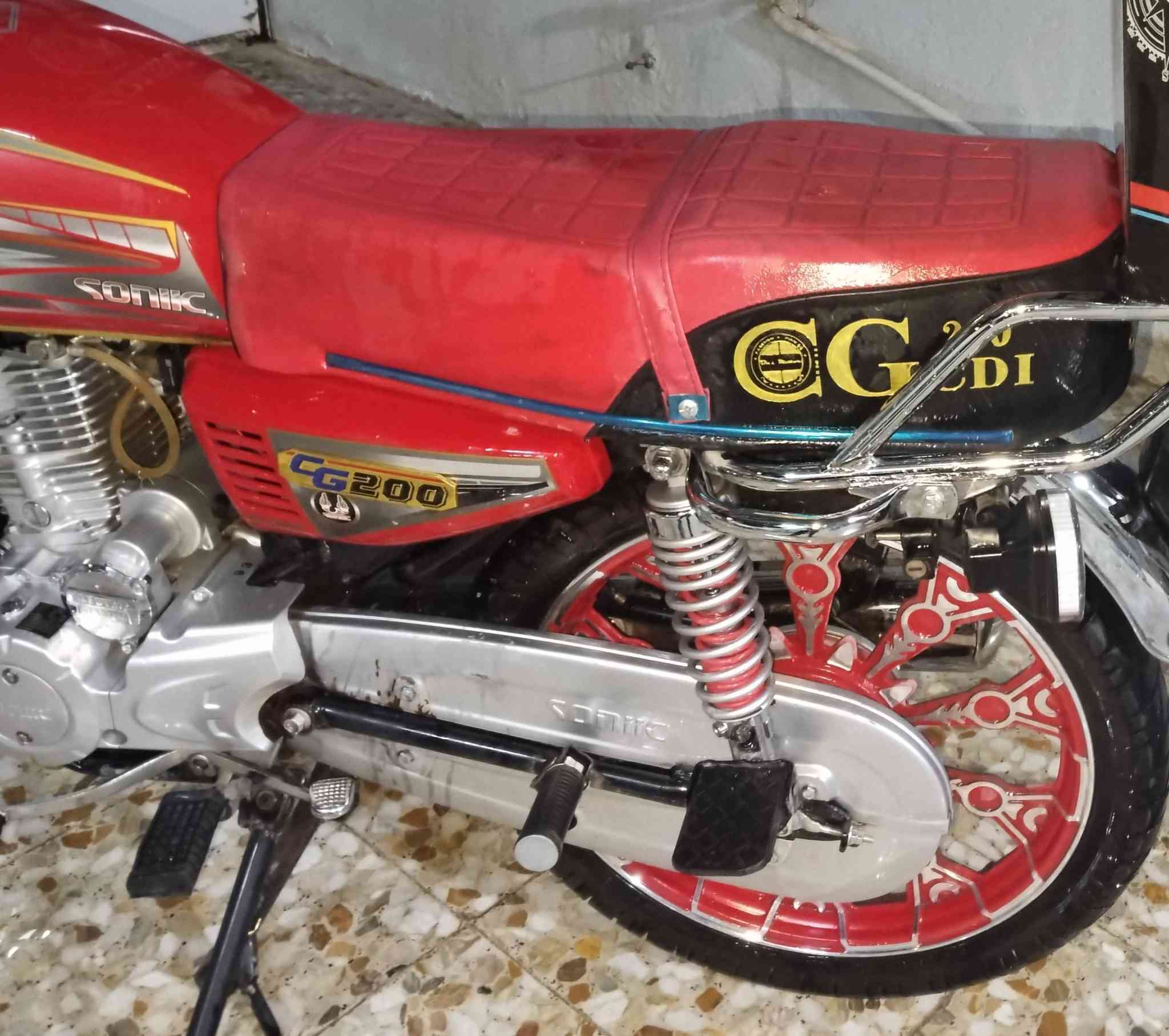 سيفان 2026 أصولي من العارضي سعر 975الف مكينه 200cc استفسار ***********.
