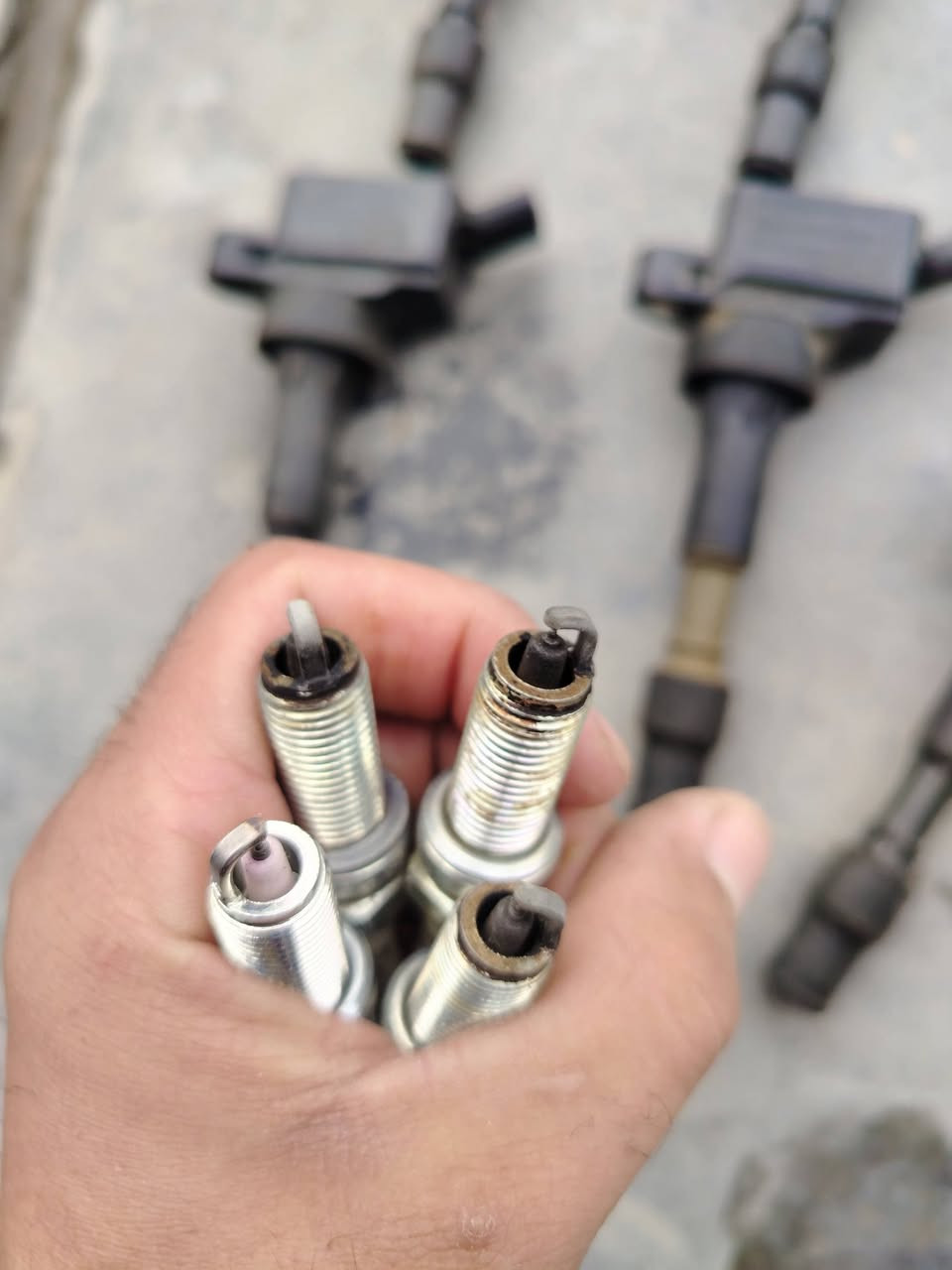 السلام عليكم
بلكات يارا استعمال شهر واحد اخذتهن من العراقيه ب٦٠ ابيعهن ب٢٥
مجاول ماخذه الواحد ب١٧
ابيع ٦ مجاول ب١٥، ٤ منهن شغالات استعمال شهر
العنوان البياع
النترا ١٧ امريكي


**إذا كنت صاحب هذا الإعلان وتريد حذفه لأي سبب، رجاءا أرسل رسالة إلى الدعم الفني**