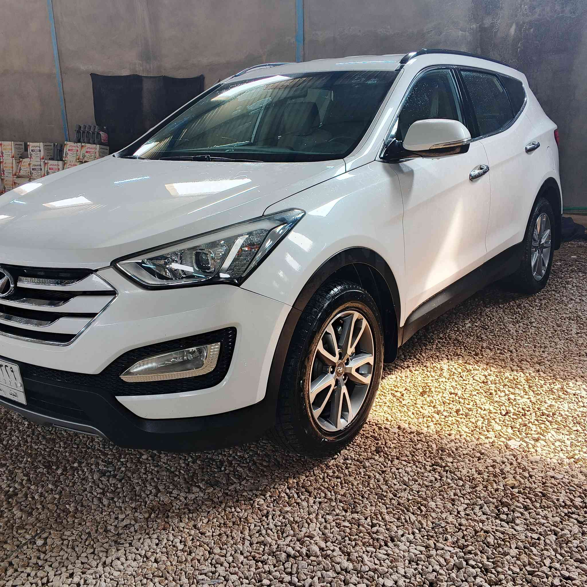 سنتافي مديل 14كفاله عامه سياره جديده بمعنه الكلمه غرفه بل كارتون عل وضع الشركه مكينه 2400مكان نجف كوفه شارع المعمل السعر 150 $/***********/ واتساب
