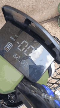 السلام عليكم دراجه R9الريان
5بطاريات دبل 
سرعه 88
3سرع 
بريك دسك
بلوتوث 
ستاند تلفون اصلي 
مرايات جانبيه 
ملف 1500واط حقيقي 
سله
بيها بايدر
لايك عالي ناصي
نظام Rرجوع
سويجات 2بصمه 2كارت 2
حساس سرقه
تمشيك بل سرعه الوحده 40كيلو متر 
السعر خاص ***********واتساب فقط
