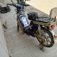 درجه شحن اللبيع سعر 250الف البطاريات جيد جداً  رقم تليفون 07804074790