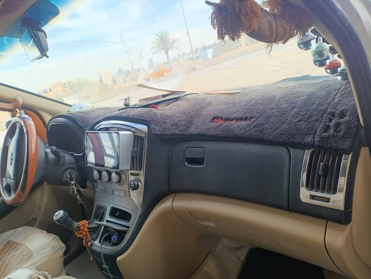 السلام عليكم  ستاركس 2009 خليجي مفتوح
* رقم بغداد الماني سنوية لل2028
*4 دسك 
*مصفرة هيئة 
* بيها جاملغ خلفي جهة العبري والباقي كفالة 
* مكينتها بيها بداية بخار بدون تنقيص 
* دواخلها بيجي وجامها مقفل 
# السعر 140 وبيها مجال للطيبين 
اتصل وبيك خير ودلل 
***********
***********
