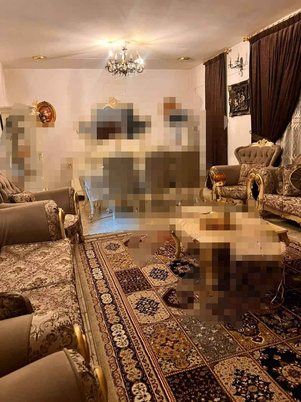 تخم ملكي عشر مقاعد السعر ٥٥٠وبيه مجال الاستفسار ***********
