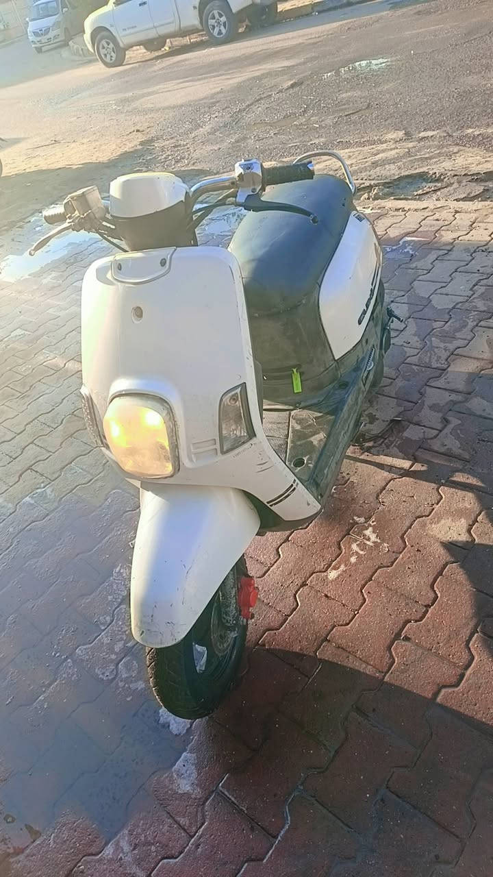 سلام عليكم دراجة بوليس مكينة اكسل مكفولة كهربائيات شغالة قفل ستين قفل اكسل نكرة سلف دراجة اي نقص مابيها متوازي ع بيعتهة مكاني بغداد بلحرية سعرها ٤٥٠ 
***********
