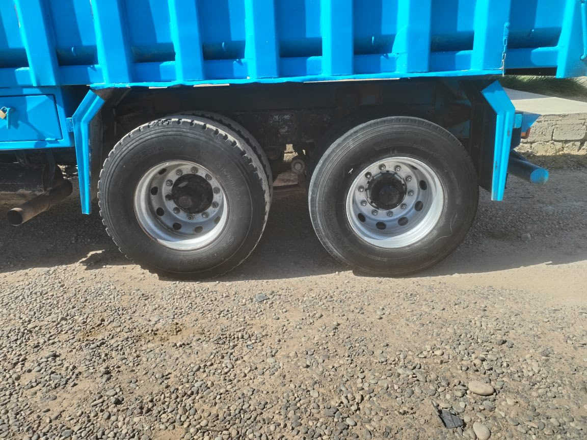 قلابه سكانيا موديل 1989 جديده شوف العين رقم صلاح الدين الماني سنويه لـ 2027 حداده جاهزه محرك شرط كهربائيات شرط محرك 143 سنگل عضله تخم تاير كلو جديد جاهزه للعمل 

السعر 175 وبيها مجال للستفسار اكثر اتصل /***********
