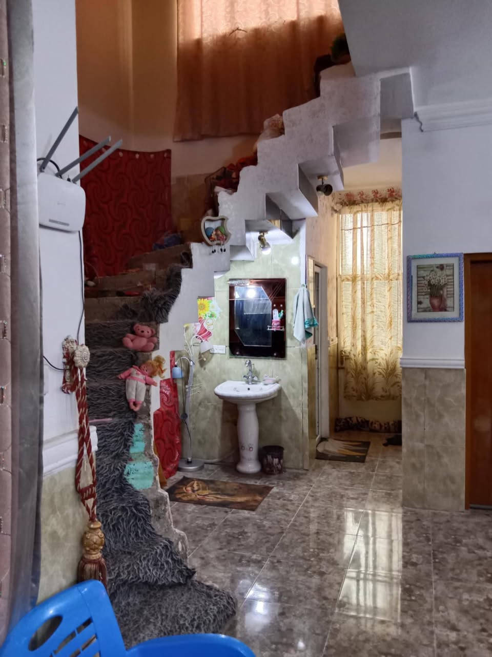 الفلوجه بيت في الجريف الثاني صاد على حي العسكري شارع مبلط 11 شارع مساحه البيت 195 البيت كافي البيت ثانوي طابق واحد بيت حيل مرتب كل شيء كامل بيه ما عدا الطرمه ما مطبقه السعر 115 مليون في مجال بسيط درهم مراوح رقم الهاتف***********
