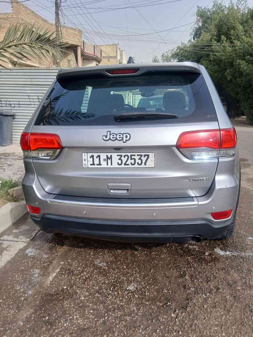 جيب لمتدت فول مواصفات بأسمي بغداد موديل ١٧ كير محرك تبريد كهربائيات كلها ممتازة حادثها جاملغ وبنيد والبجم كبس وكتف الجاملغ بي صبغ والدوسة جوة رجل السايق بيها صبغ وماشر عليهن باللون الأزرق السعر ١٨٥ وبيهه مجال بسيط للشراي ورجاءا الشراي يجي ويشوف وبخدمته .شكرا لإدارة الموقع الإتصال او واتساب ***********
للعلم السيارة بدون ايرباك.
