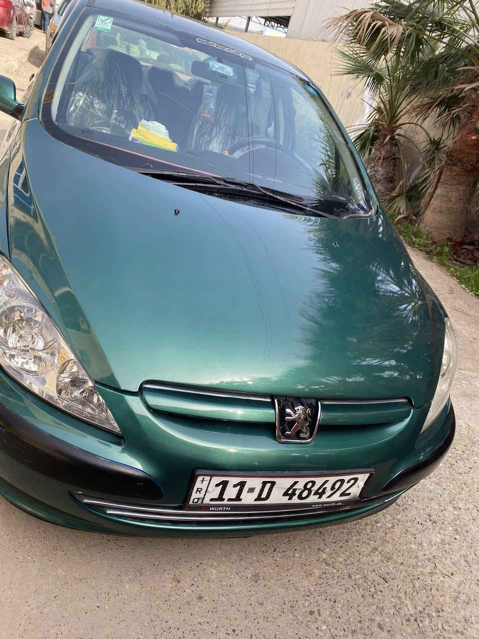 السلام عليكم
موديل ٢٠٠٤ 
مصبوغة عام جمالية بدون ضرر
درام شفت بي طكطكة قليلة فقط
السعر ٦٥ وبي مجال 
الرقم الجديد سنوية لغاية ٢٩
العنوان ديالى بعقوبة 
***********
