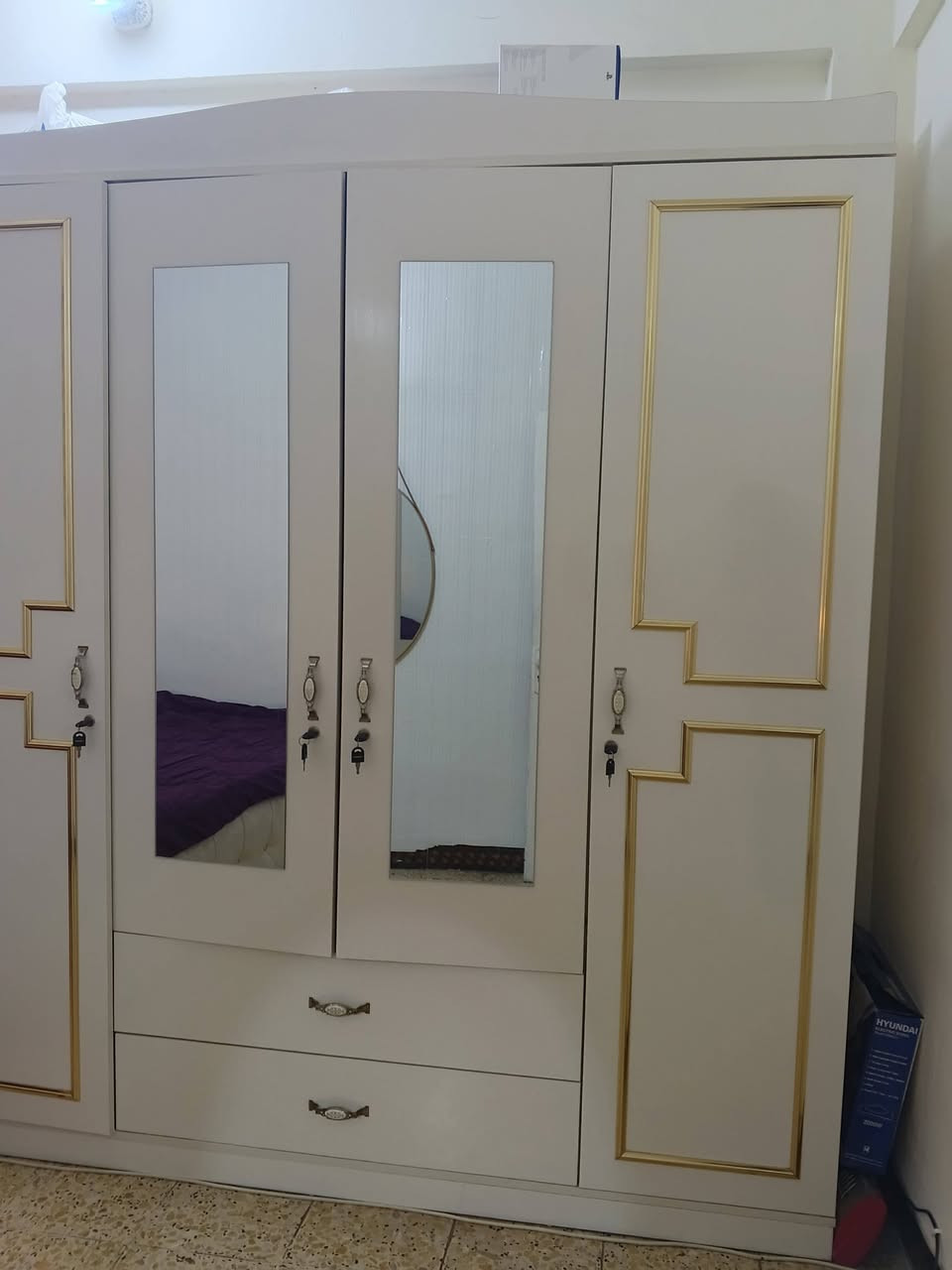 السلام عليكم غراض بيت كامل
اريد شخص يشتري غراض بيت كامل ياخذهن كلهن 
بغداد شارع فلسطين فلكة النادي التركماني 
***********
