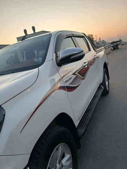 تويوتا ٢٠٠١٨ فول بدون ملاحظة السيارة على وضع الشركة مواصفات شركة مهند تيربو  كير اتوماتيك  مري شفط السعر ٢٧٥ وبي مجال غليل حك الجية هتف ***********
