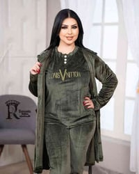 بجامة 3 قطع • مخمل ناعم • مقاسات L-3XL