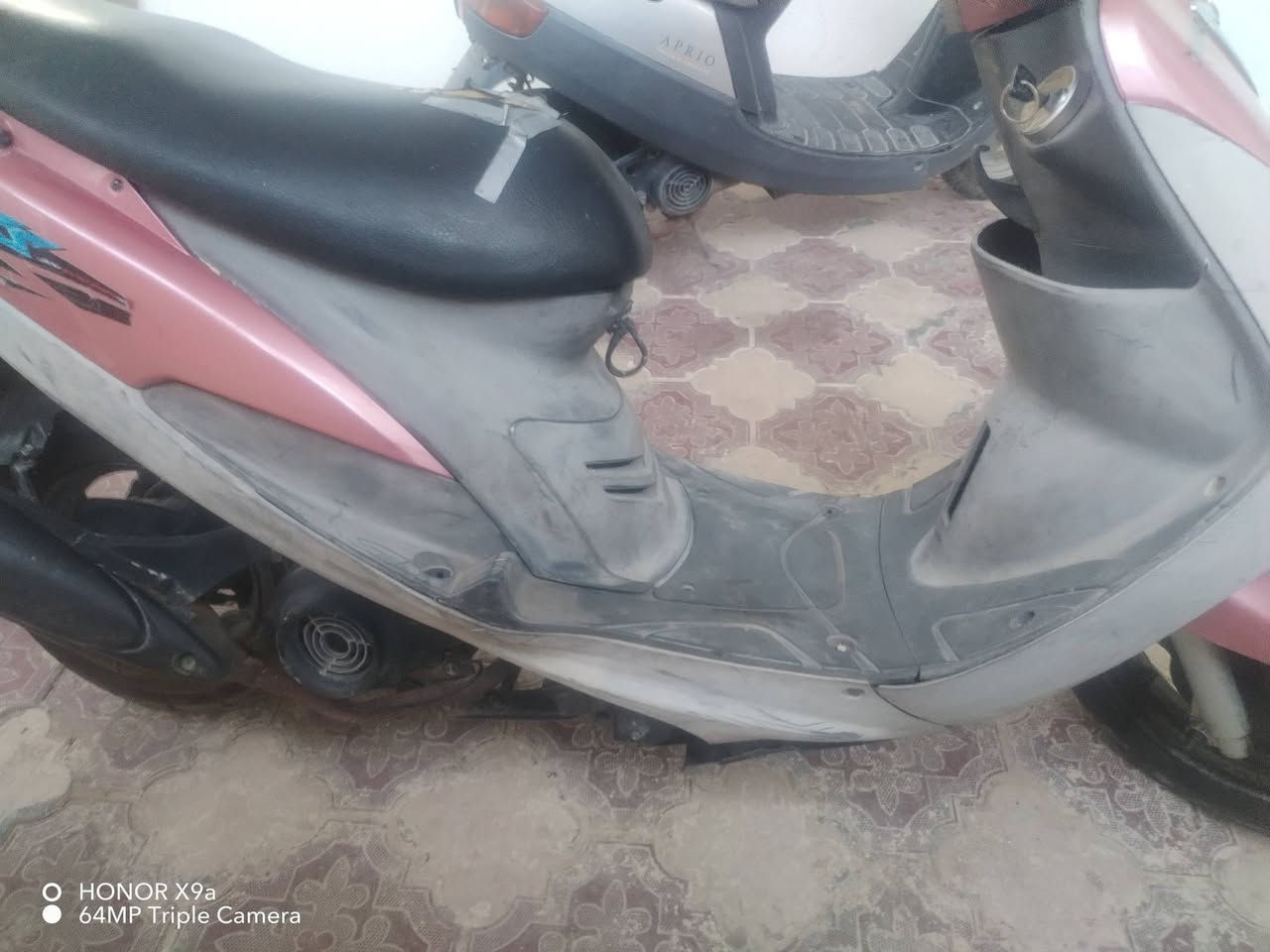 سلام عليكم دراجه ماكس منغولي سعره 550 بيه مجال بسيط نقص هلال مال هندر وشحن باتري رقمي *********** مكاني كربلاء الحر الصغير مرقد الامام
