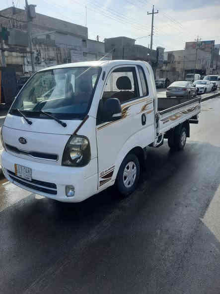 السلام عليكم البيع بنكو مفتوح موديل ٢٠١٨ رقم بصره تحويل مباشر مكفوله من الحادث السيارة جاهزة مال جناي اي ستفسار مكاني بصره السعر ١١٠ورقه وبيه مجال حك الجيه اي استفسار ***********
