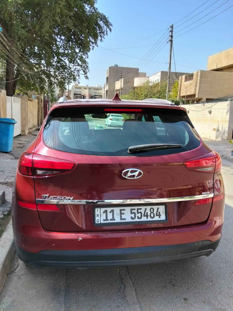 للبيع توسان 2019 رقم بغداد دولي
يرهم مراوس بناصيه محتاج فرق 
امريكي حادث فقط بنيد شطح وعندي سونار 

مواصفات مكينه 2400 

هاند بريك بصمه. 

اوتو هولد $

مود درايف قيادة 3 وضعيات 

تحكات ستيرن جهتين اوامر صوتيه كروس سرعه 

مانع انحدار وانزلاق. 
فور ويل 
رادار جانبي 
حساس اطارات 

سيارة جاهزه وكامله 

ماشيه 85 ميل حقيقي. مكفوله كير محرك صدر حداديه تخم تاير !! ترايك للصين. 

السعر 155 بيها مجال حق الجيه 

عنواني بغداد حي الجهاد 
***********

*********** بي واتساب راسلني اتصل وتدلل.
