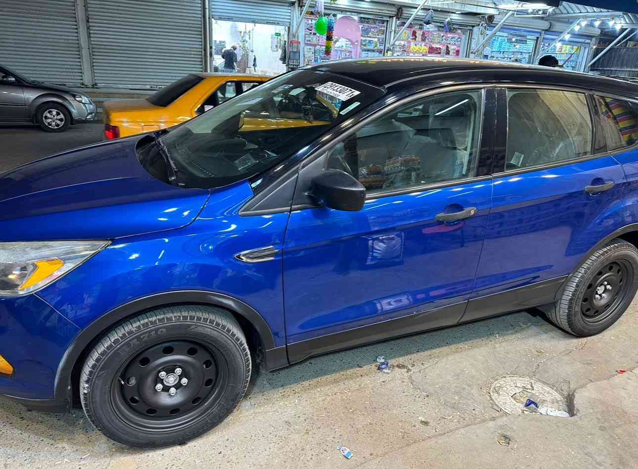 فورد سكيب موديل ١٧ السعر 98  بيه مجال  سياره تحكمات ستيرضررهه ثلاث قطع صبغ   شاشه سياره رقم انكليزي بسمي ميسان ***********
