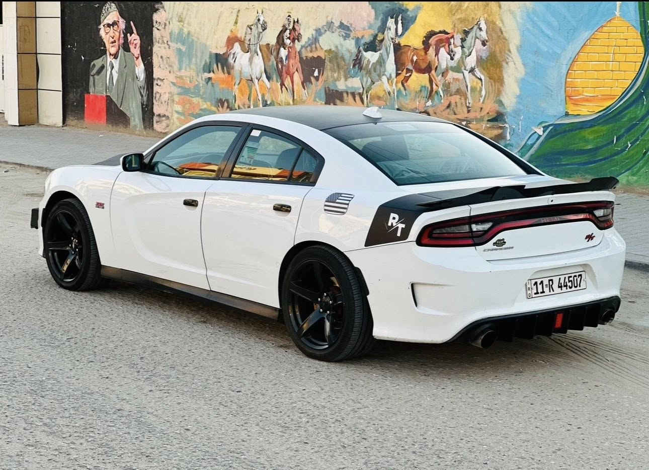 السلام عليكم
جارجر R/T 5700
موديل 2015
رقم بغداد دولي الجديد مداور مضمون
صور الحادث مرفقه بلمنشور حادثهه كلش حلو وخفيف بدون شواصي
عليهه ادامه كامله و برمجه 
تخم تاير جديد / حداديه جديده 
تبريد ثلج كير محرك خير من الله 
المواصفات
-شاشه كبيره
-كامره خلفيه
-شفتات ستيرن
-تبريد خلفي
-كشن كهربائي
-مرايا هيتر 
اللي تخدمه يتصل وعيوني اله واللي متعجبه يعبر المنشور بكلمه طيبه❤️
للأتصال (***********)
