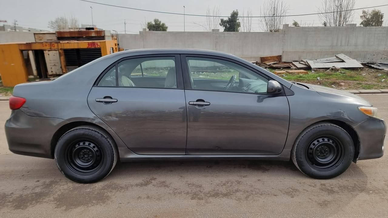 تويوتا كرولا 2011 امريكي 
غرامة 1,810,000
يةك جاملغ دواي سايق صبغه و صندوق تبديل شركة
ايرباك و مكينه و گير بەشەرت پيش و پاش كبس
نرخ (سعر) 115 ورقة و كەمەک مجال
 هزە 2020 سەنەوی بە ناومە
 208 هزار رويشتووه
***********
