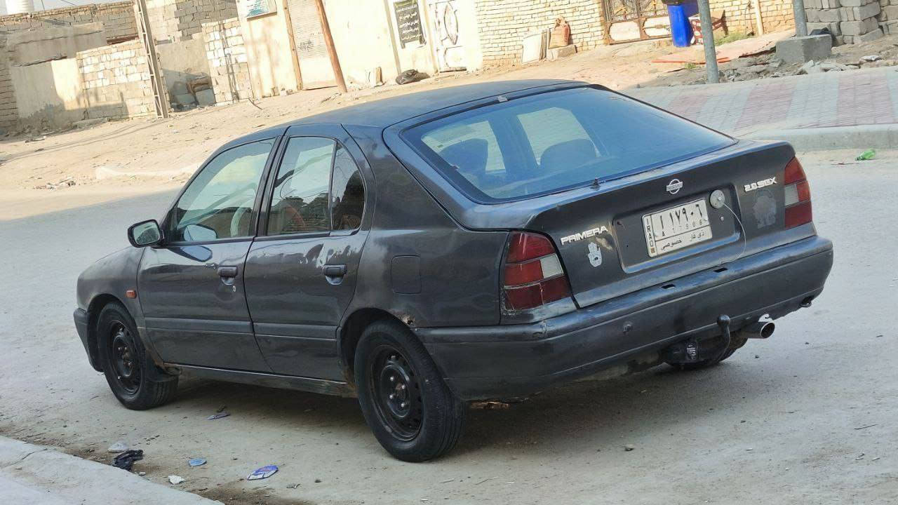 السلام عليكم نيسان بريمه مكينه وكير كورله مديل 92 سنويه صاقطه ب2019 راعيه موجود يريد مداور
 السعر ب30 وبيه مجال المكان الناصرية مركز
الاستفسار تصال ع الرقم ***********
