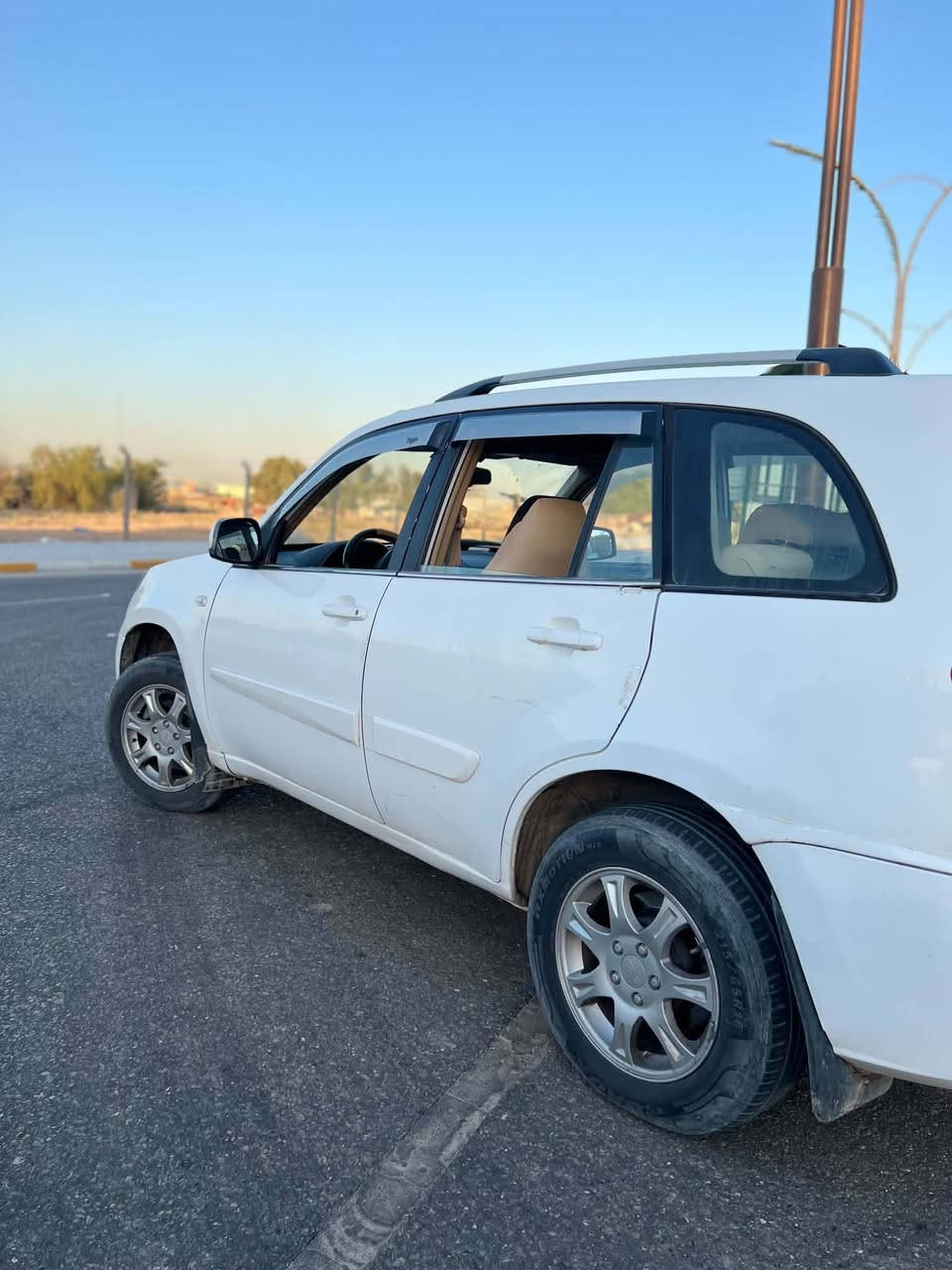 تيكو ١٣ رقم بغداد بأسمي
سنويه هزه جديده 

سونار مرفق بالصور 

خاص او اتصال 

***********
