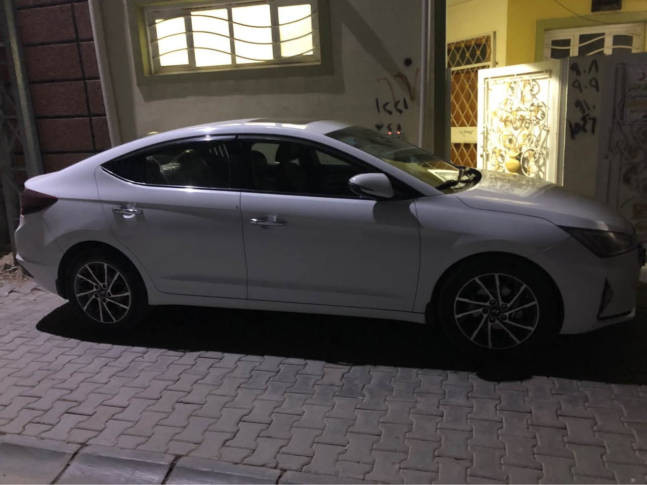 ‎النترا خليجي ١٩ فول مواصفات
رقم انكليزي
باسمي
سونار موجود
بغداد شالجيه
السعر ١٥٠
***********‎ بغداد, العراق
