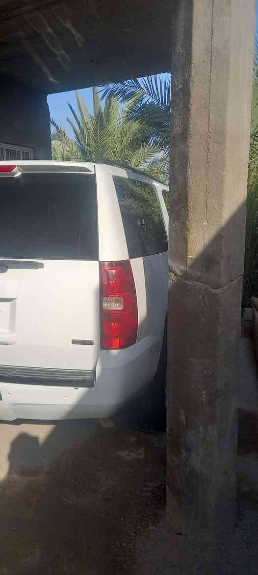 السلام عليكم سياره تاهو ادوات موديل 10 كصه  غماره السعر 75 وبيها مجال عنوان بصره سيارها برقي ما عايزها***********
