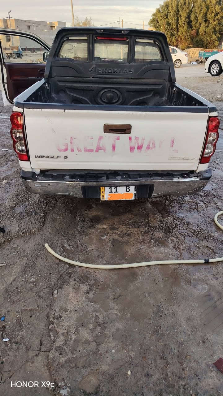 سلام عليكم للبيع بيكم كريت ويل موديل 2012رقم بغداد انكليزي سنويه جديده بسمي مكفوله كفاله تبريد ثلج ❄️❄️تخم تاير جديد حداديه جديده سعر 70وبيها مجال
مكان سياره الديوانيه للاستفسار تصل
***********
