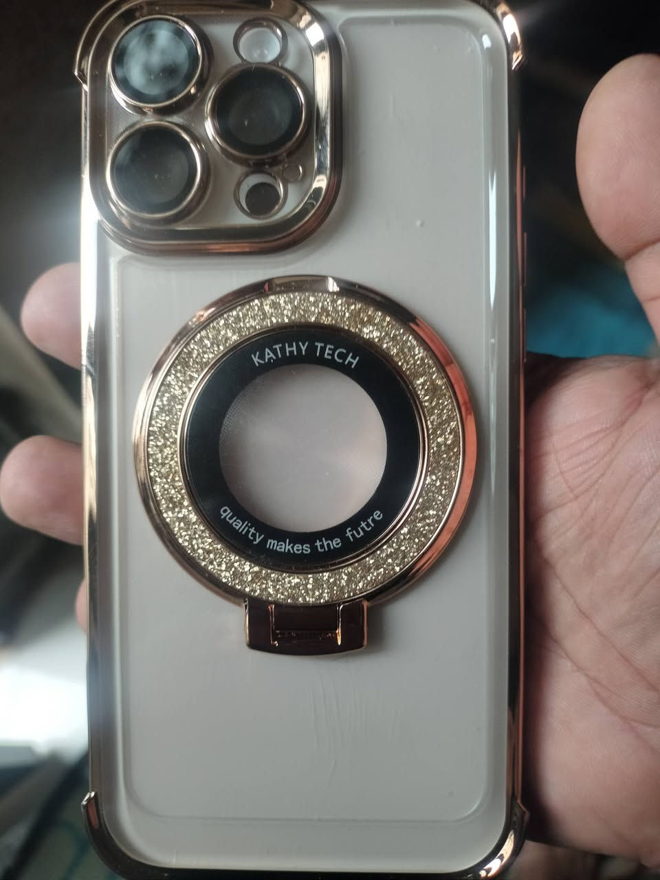 نشر لأول مرة.. 
 للبيع  ايفون 16وكالة  الاصلي . مامستعمل فقط مرة وحدة  لون ذهبي ... كفر اصلي مذهب .. سعرمليون ونص قفل قفل نهائي..


**إذا كنت صاحب هذا الإعلان وتريد حذفه لأي سبب، رجاءا أرسل رسالة إلى الدعم الفني**