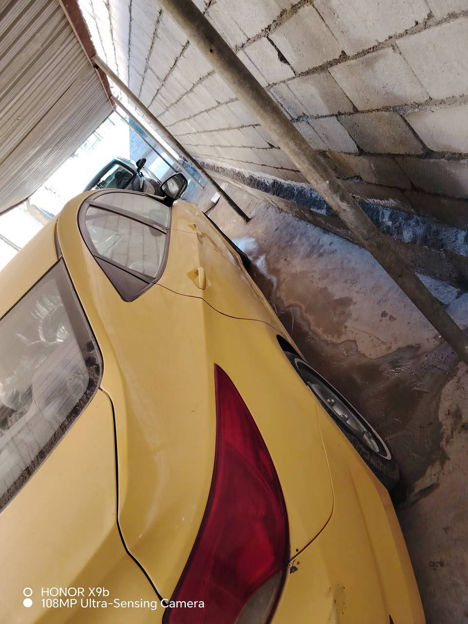 من رخصت مدير لكروب
سلام عليكم للبيع هونداي اكسنت مضلع موديل 2011 سياره رقم ذيغار
السياره بيه جاملق الخلفي جهت السايق ومكينه بيه خيط تبخير ابيعلك كايمه الكير مكفول  السياره رقم انكليزي هزه جديده السعر 65وبيه مجال  الاستفسار أكثر اتصل رقم الهاتف ***********الكورك
***********الاثير
مكان السياره بغداد دوره هور جب
