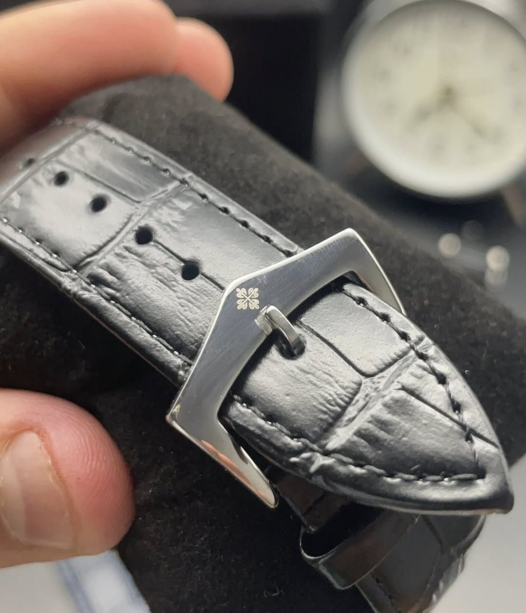 عرض على اول تم ١٢ الف فقط
ساعه باتيك رجالي منفذ یومي بكوالتي جيد باتری ضد الماء مختوم بلکامل 
عدد قلیل 

للحجز سكرين للمنشور دزلی واتس اب
***********
