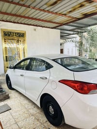 النترا وارد كوري مديل 12رقم بصرة مكفوله من الضربه و التبديل جديده وجاه...